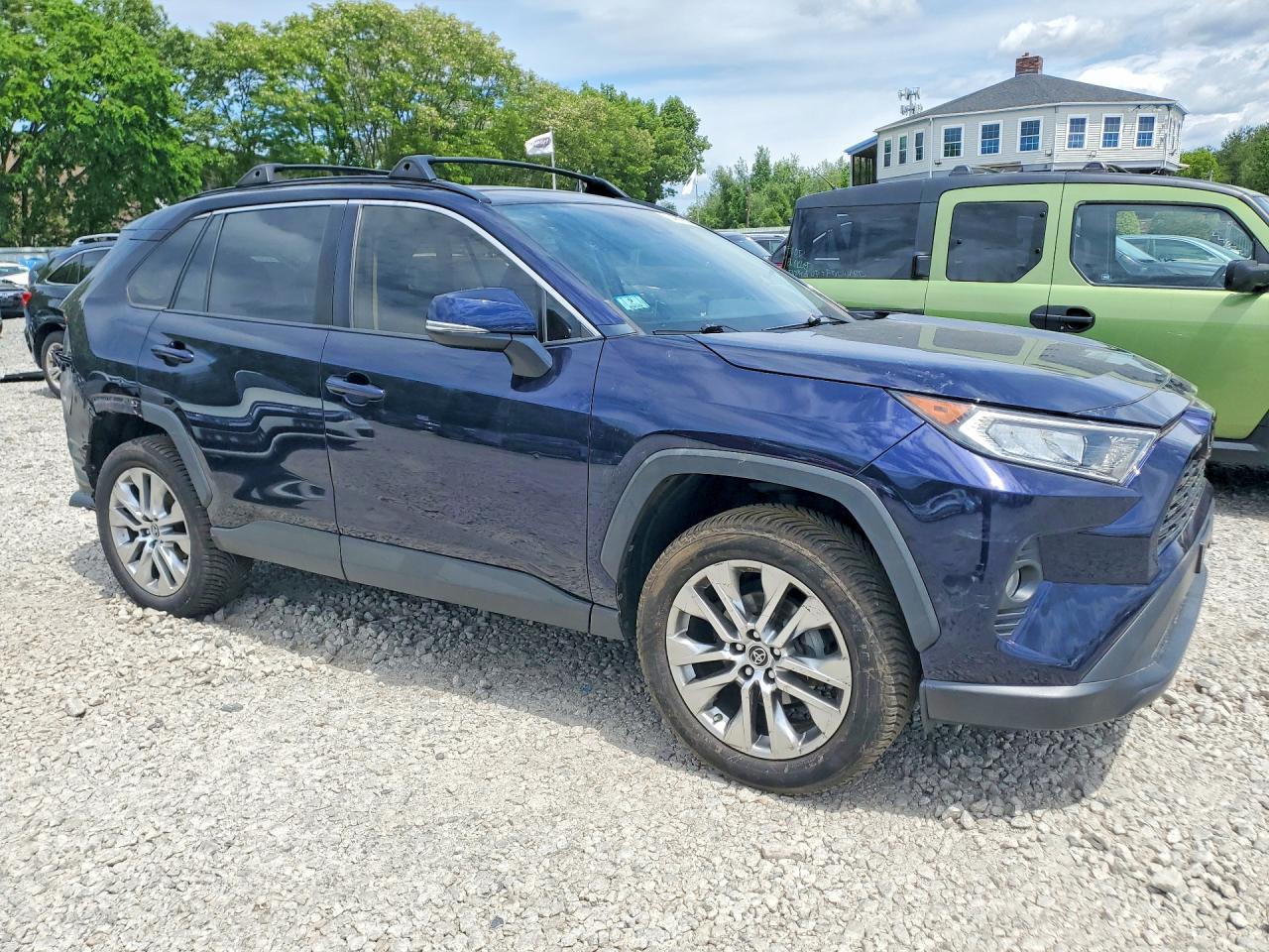 Toyota RAV4 Xle Premium