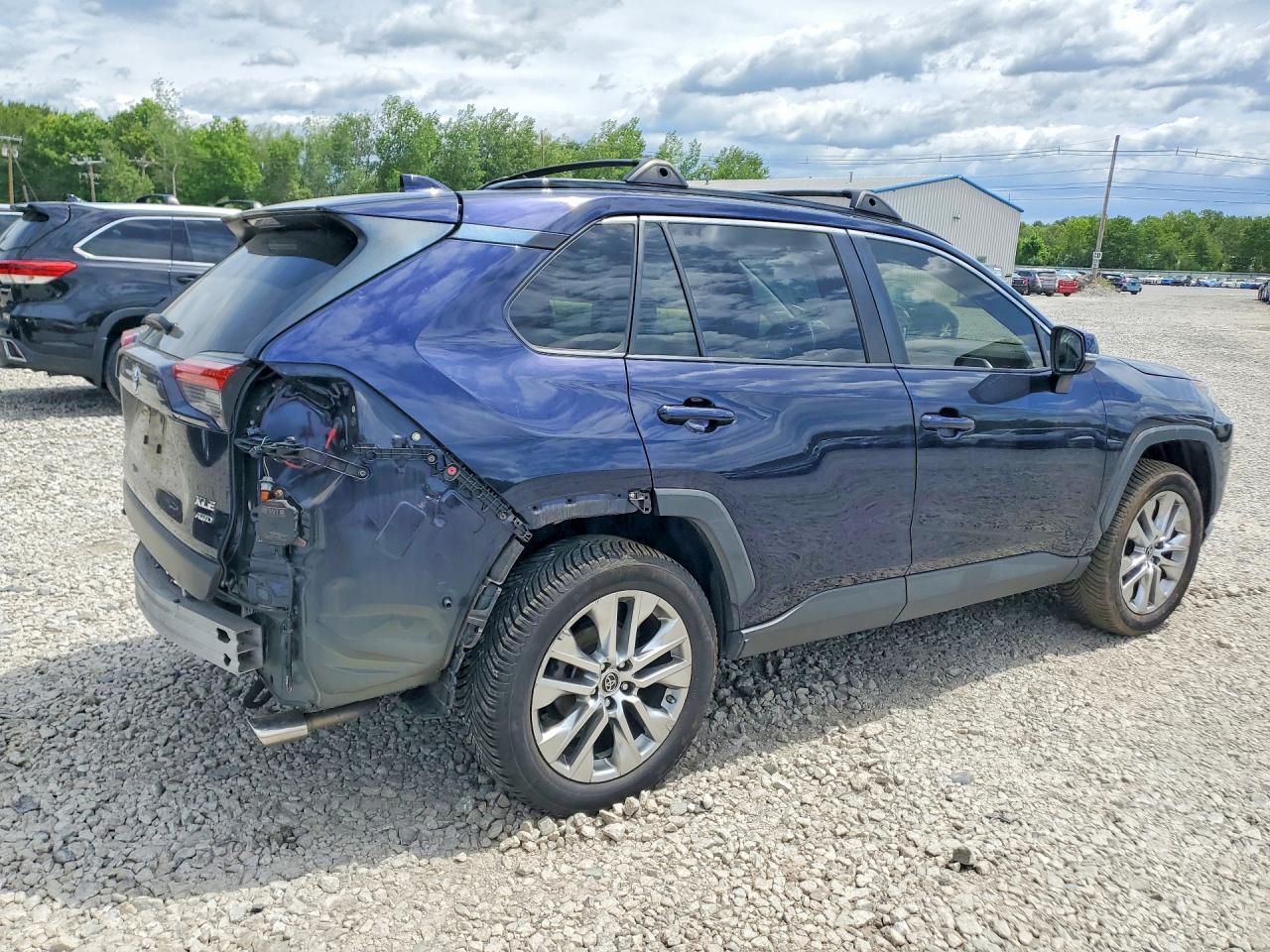 Toyota RAV4 Xle Premium
