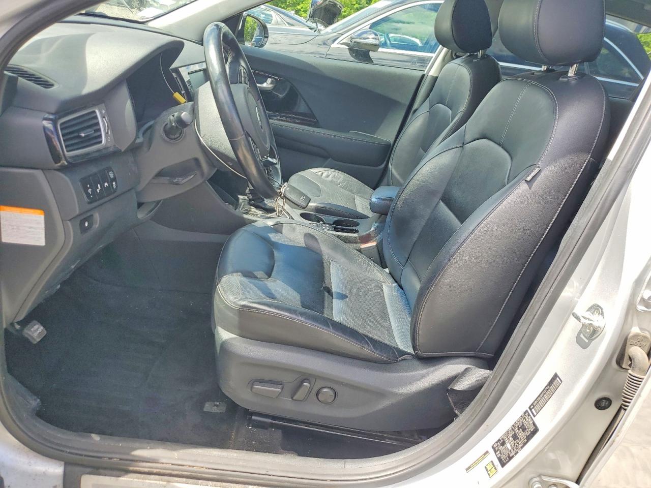 Kia Niro Ex