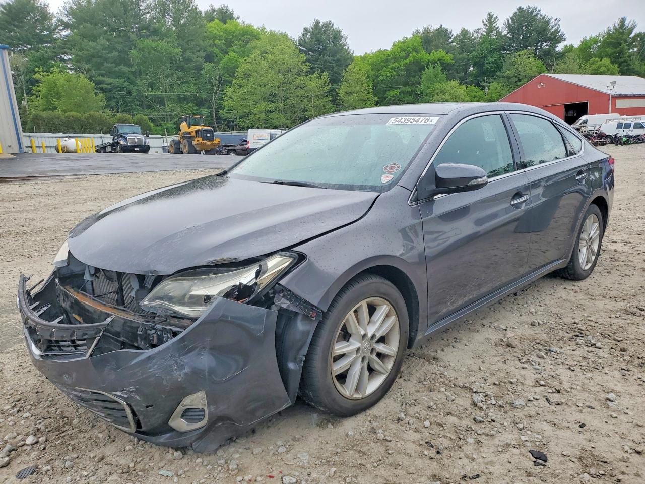 Salvage Toyota Avalon Image
