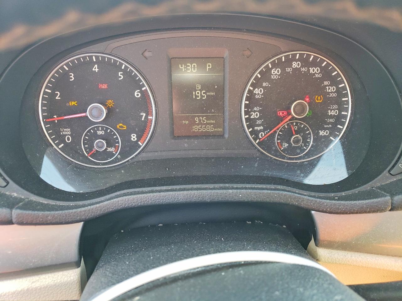 Volkswagen Passat S