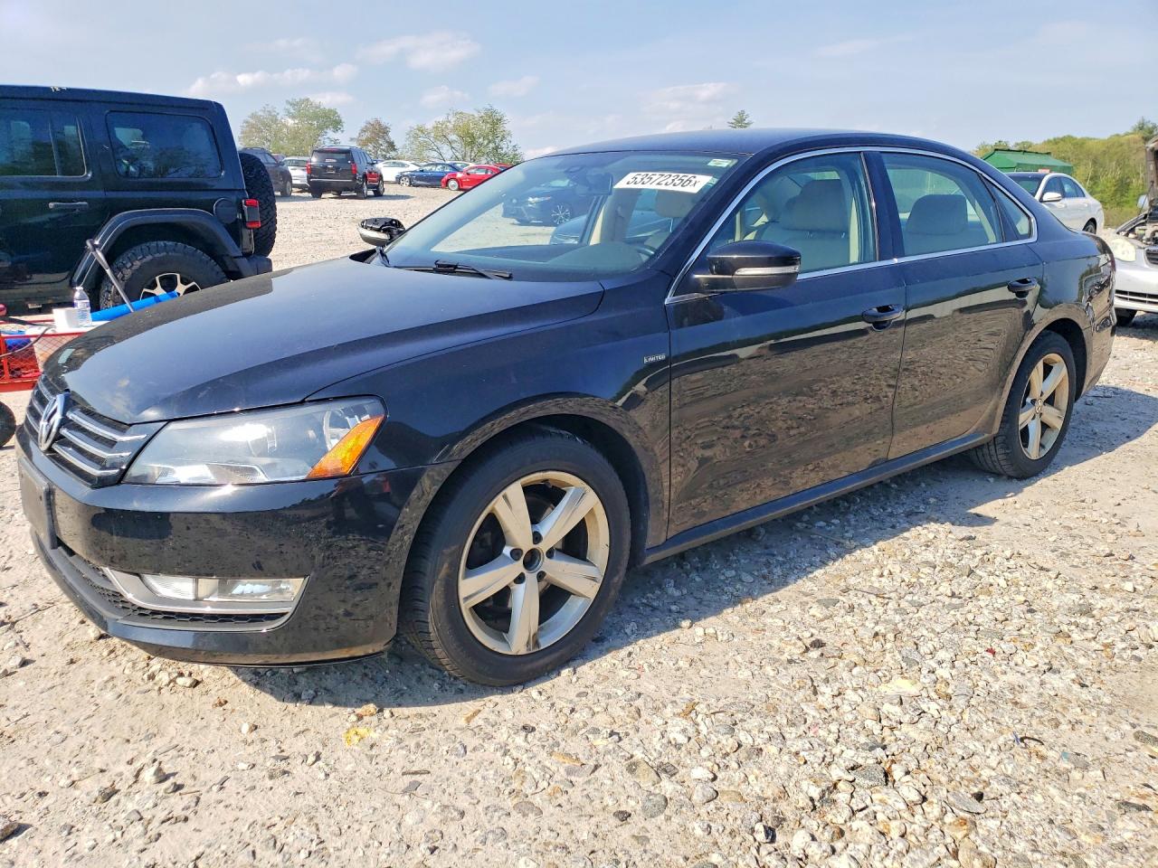 Salvage Volkswagen Passat Image
