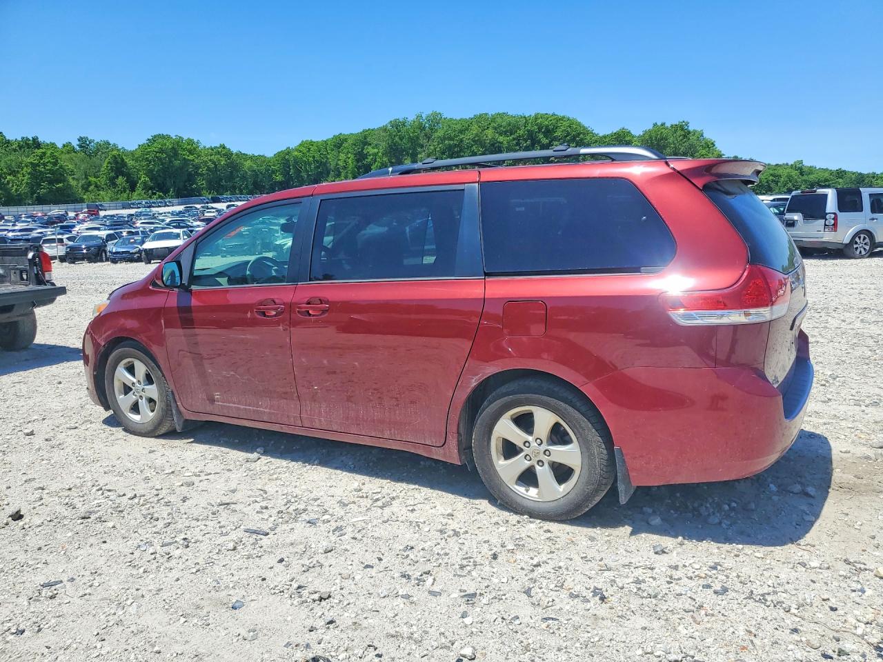 Toyota Sienna Le