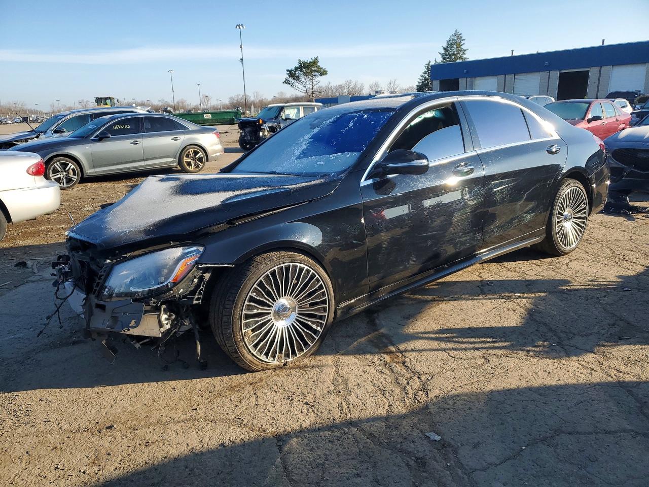Salvage Mercedes-Benz S-Class Image
