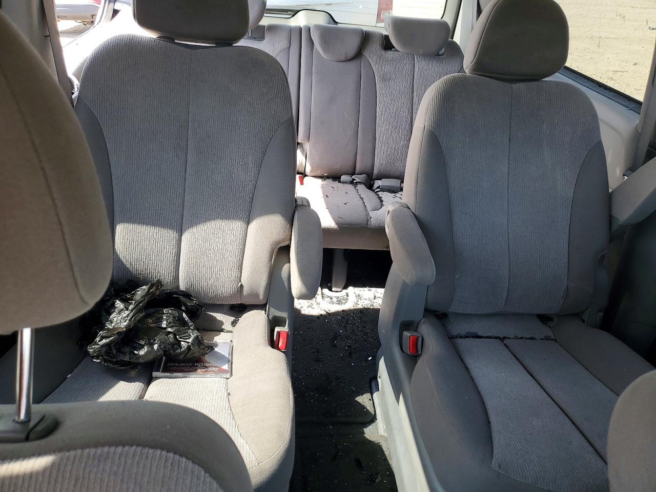 Kia Sedona Lx