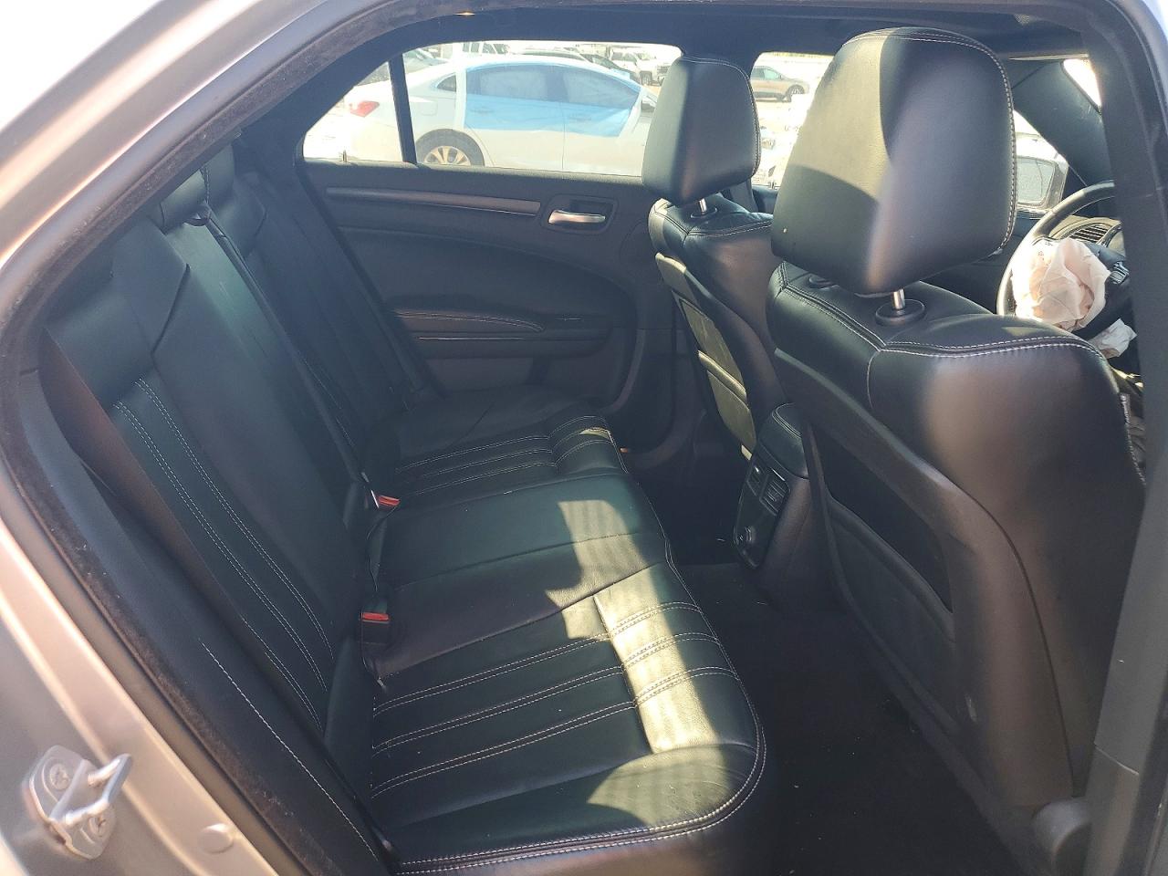 Chrysler 300 S