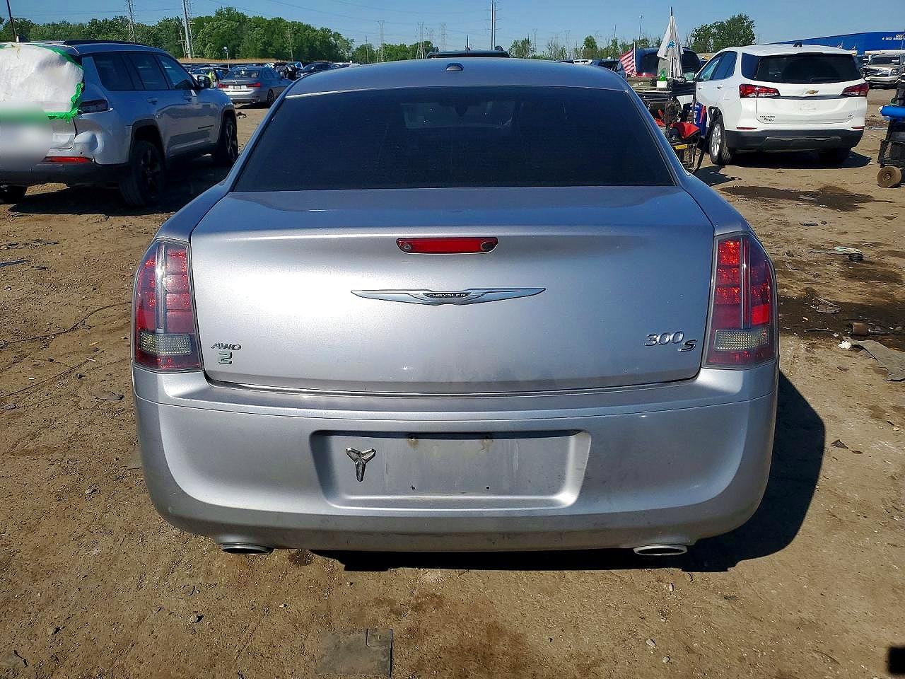 Chrysler 300 S