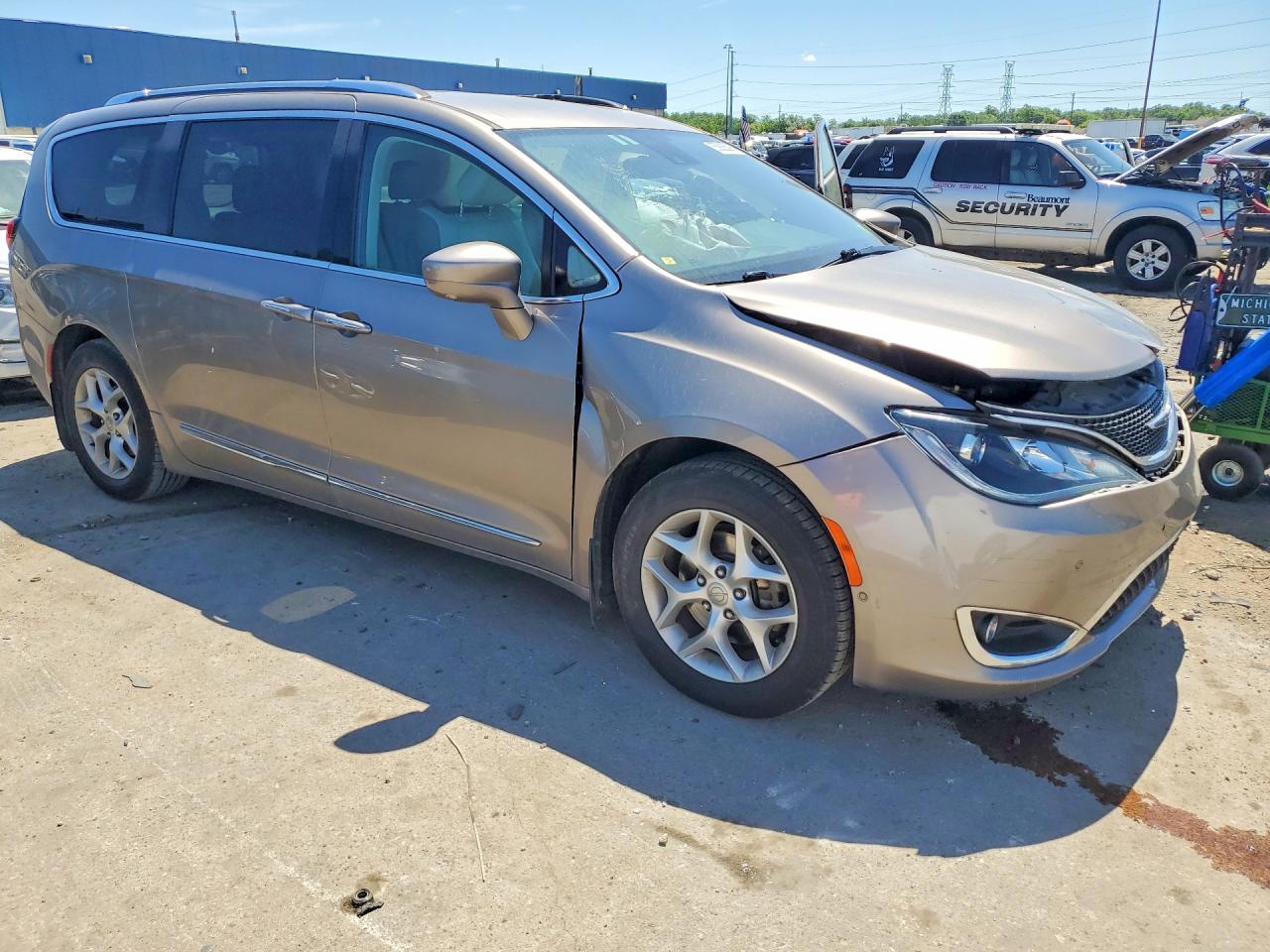 Chrysler Pacifica