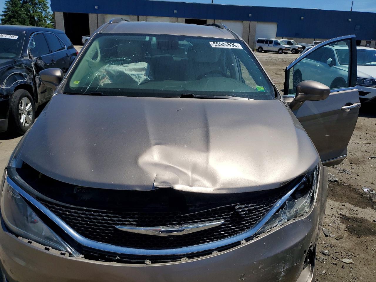 Chrysler Pacifica