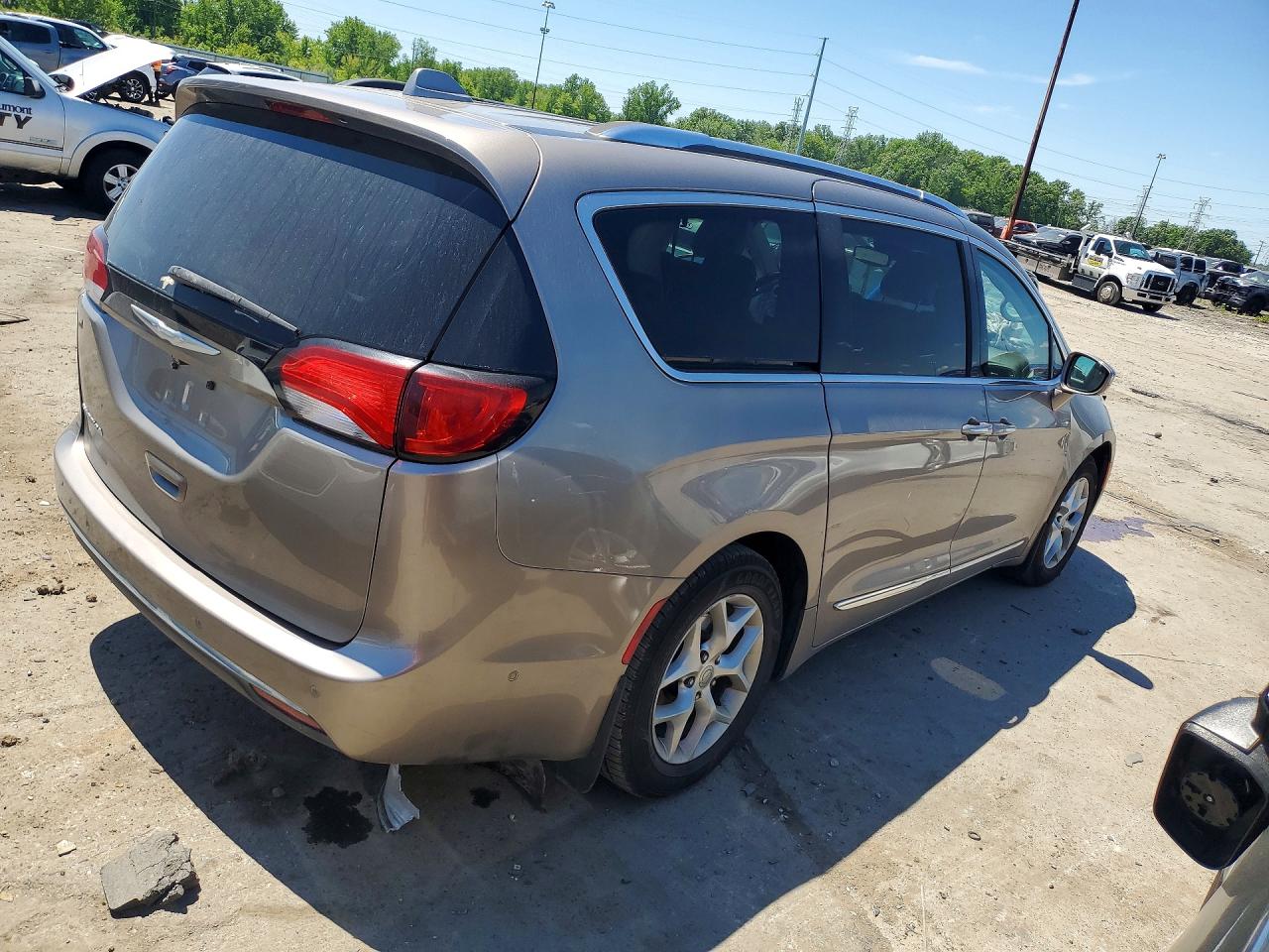 Chrysler Pacifica