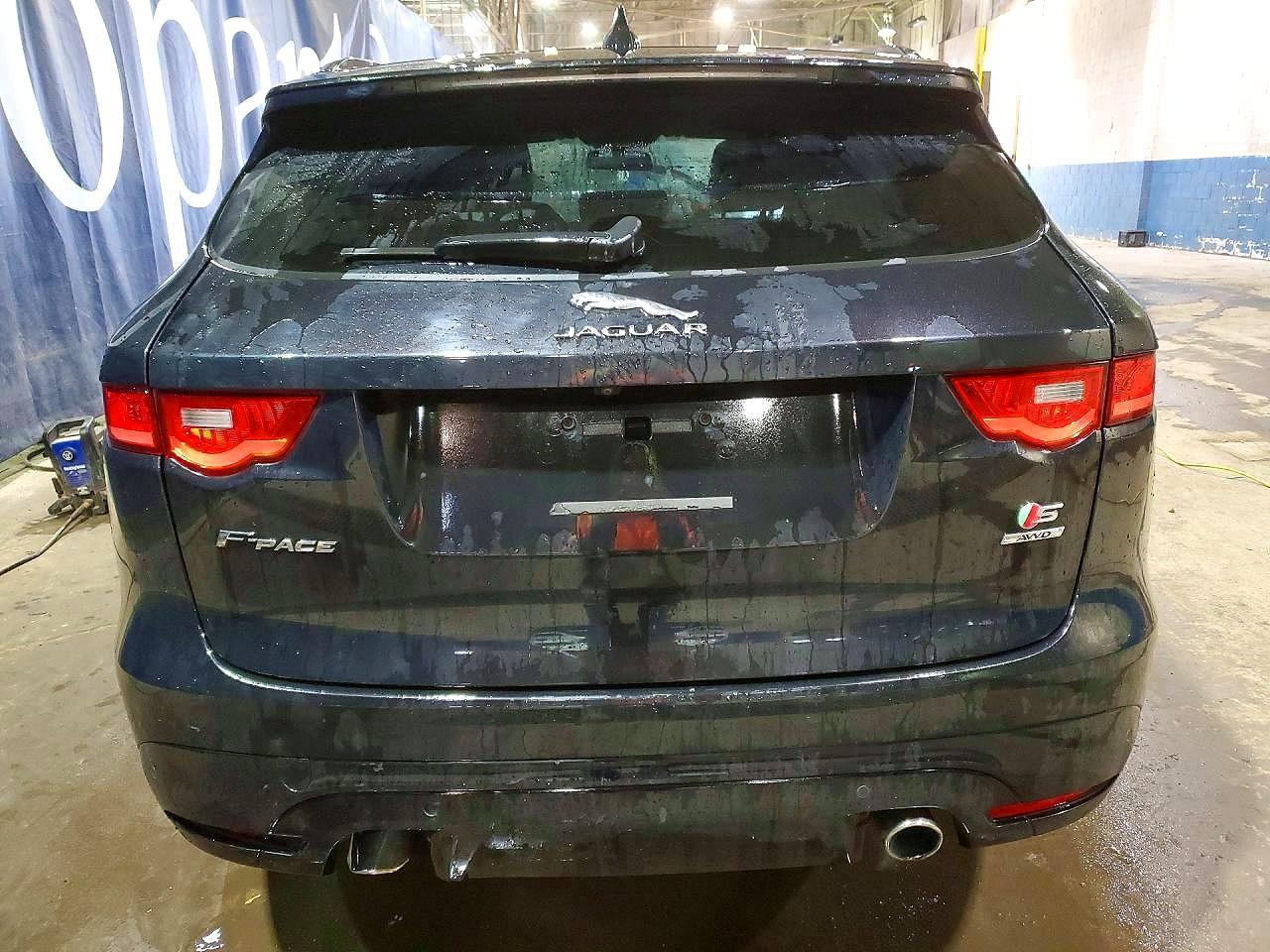 Jaguar F-PACE S