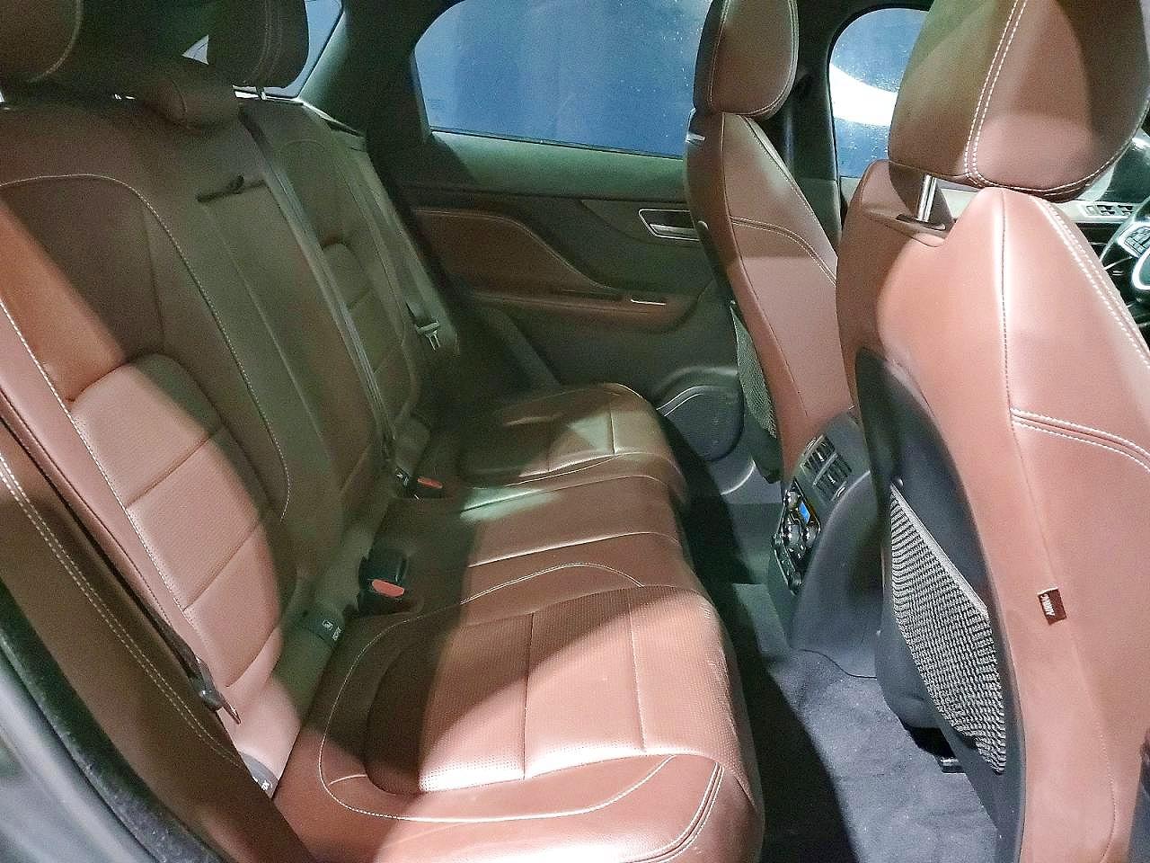 Jaguar F-PACE S