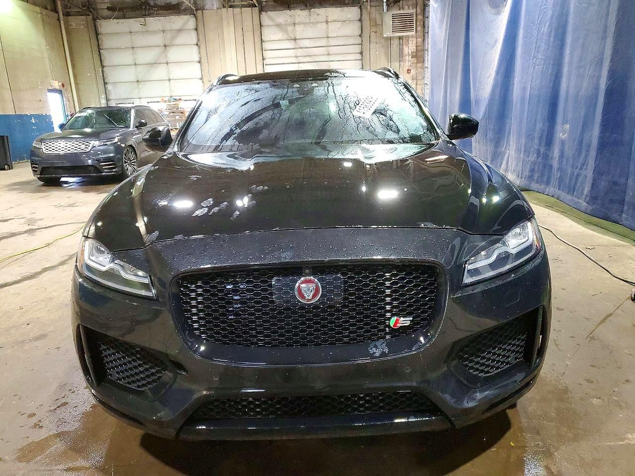 Jaguar F-PACE S
