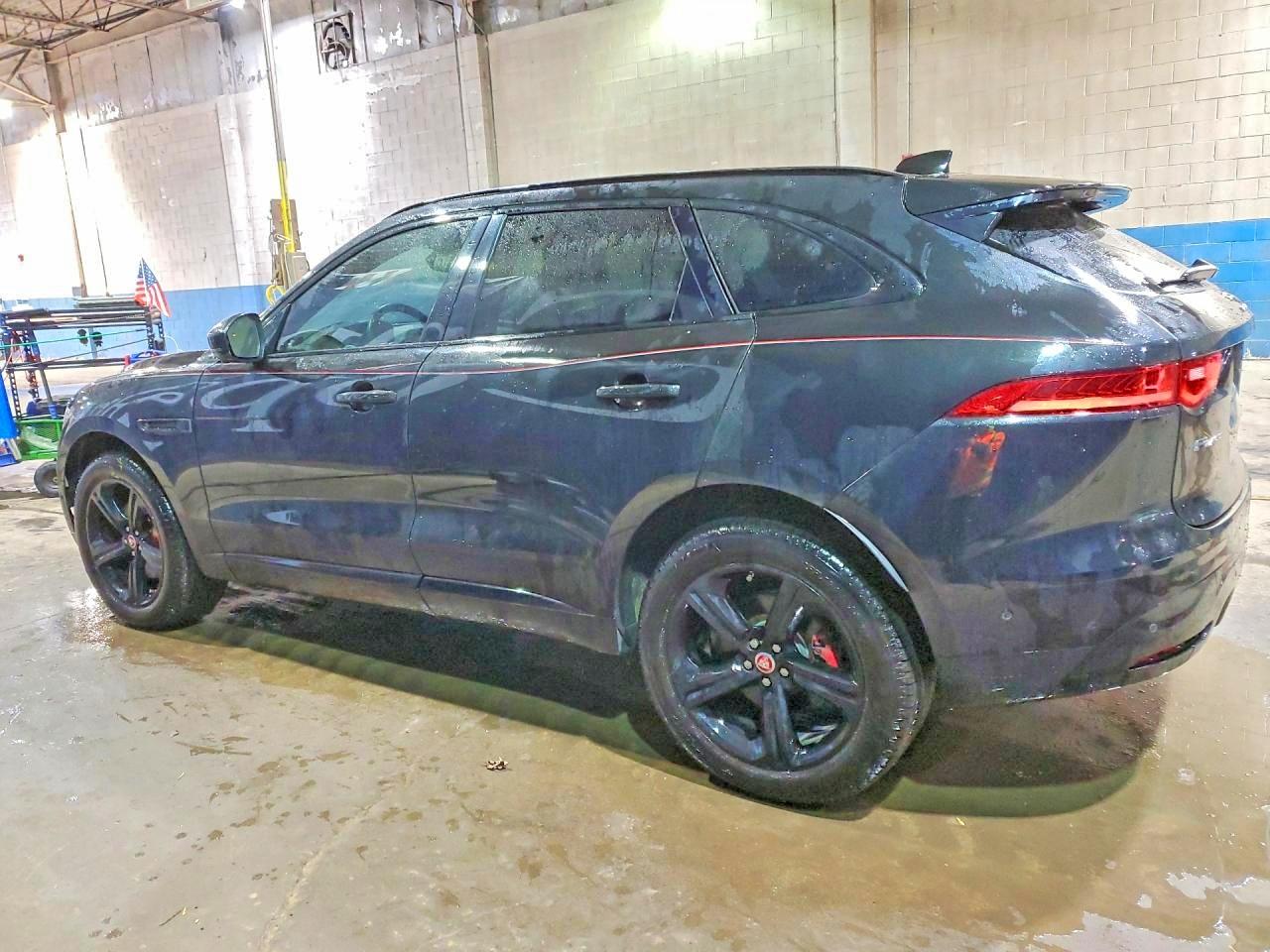 Jaguar F-PACE S