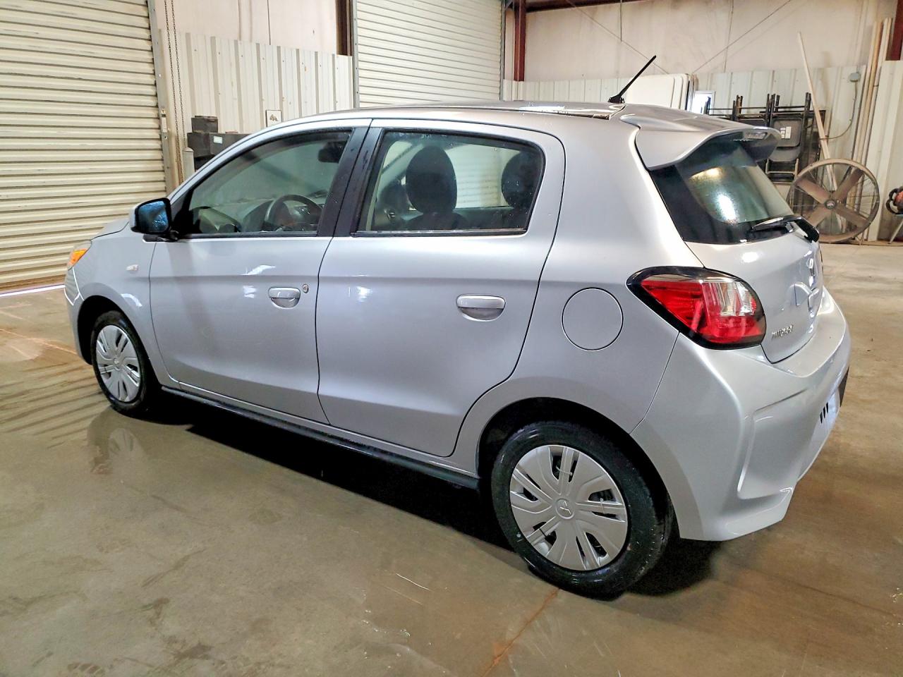 Mitsubishi Mirage Es