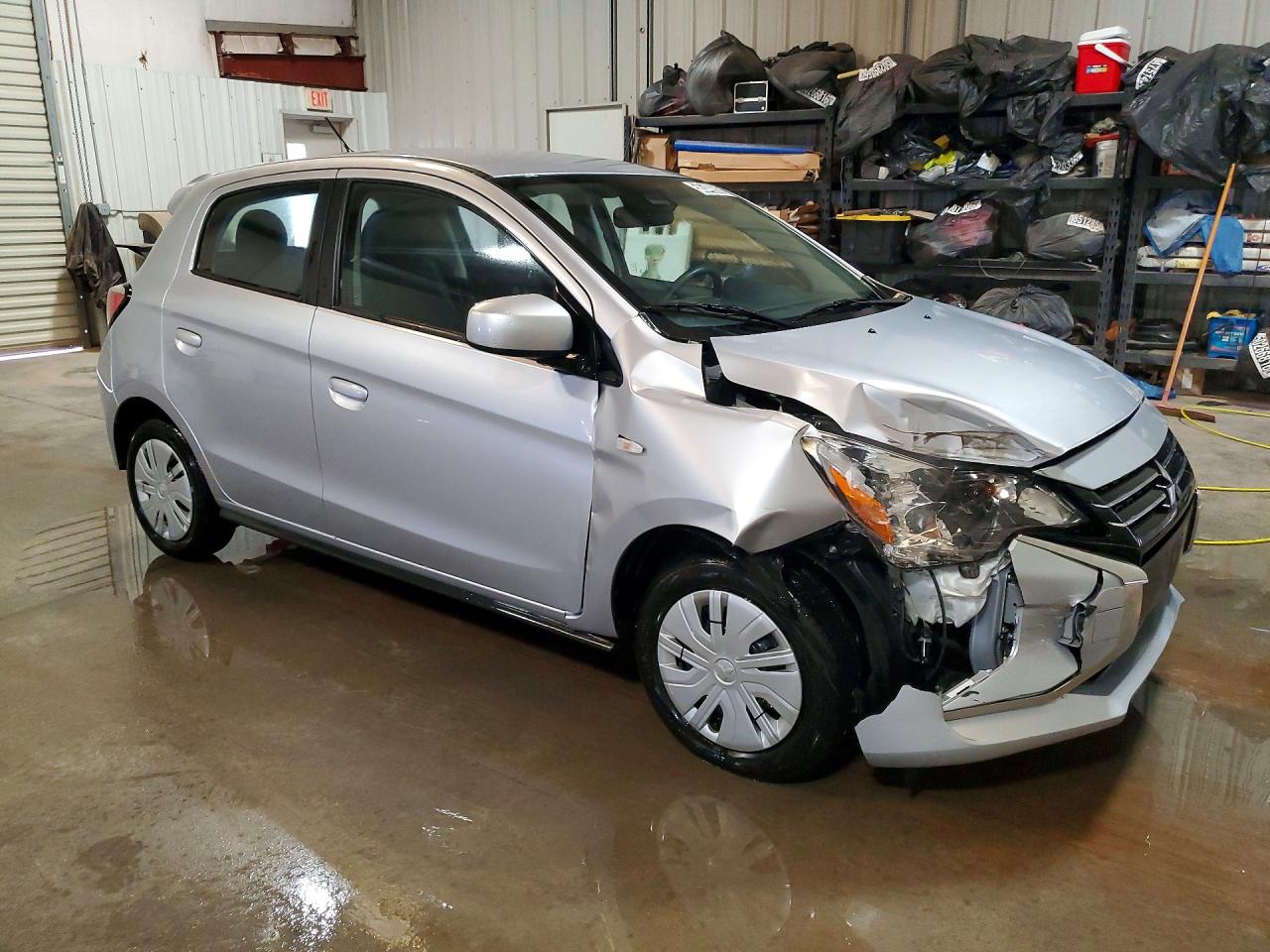 Mitsubishi Mirage Es