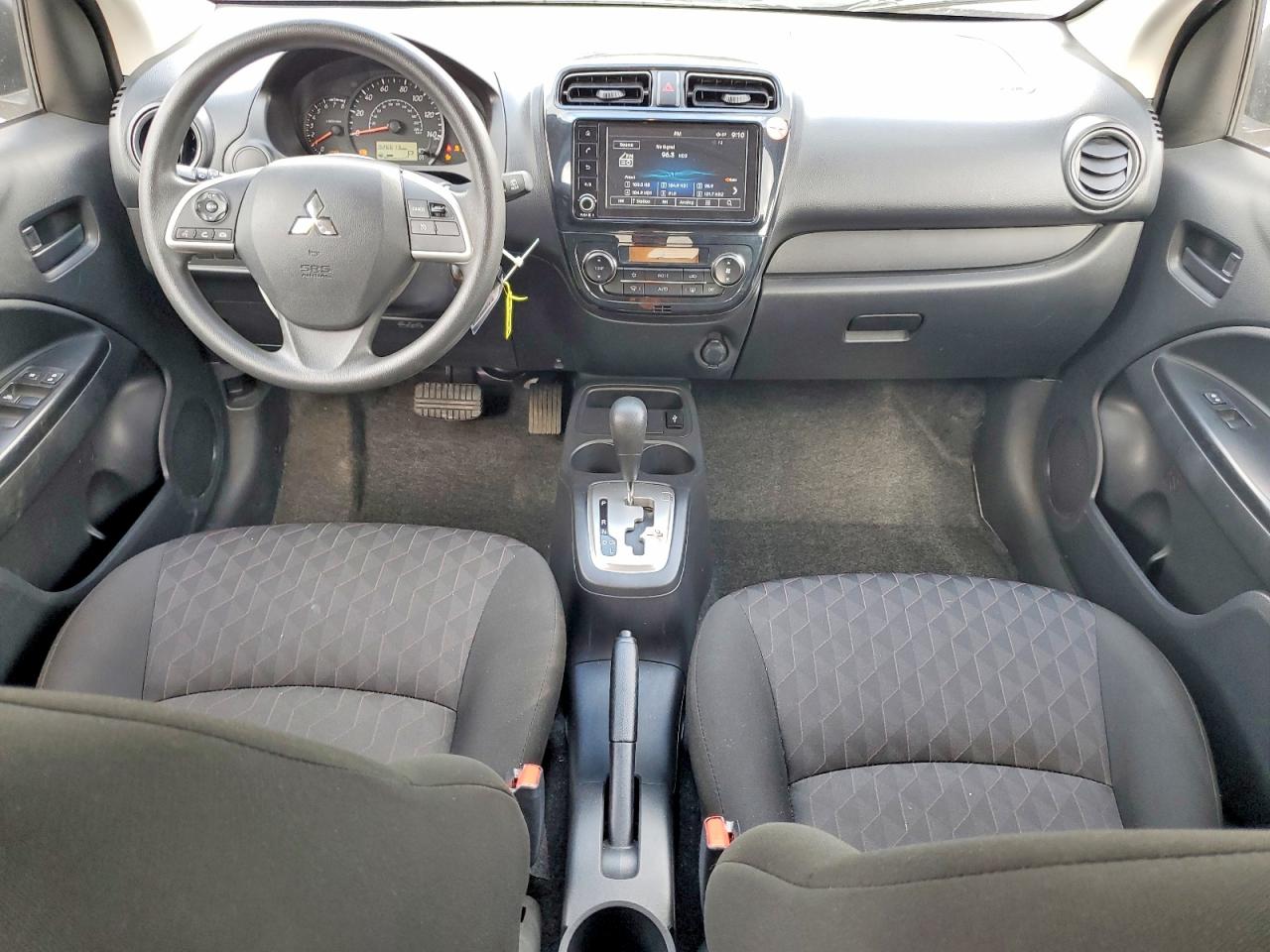 Mitsubishi Mirage Es
