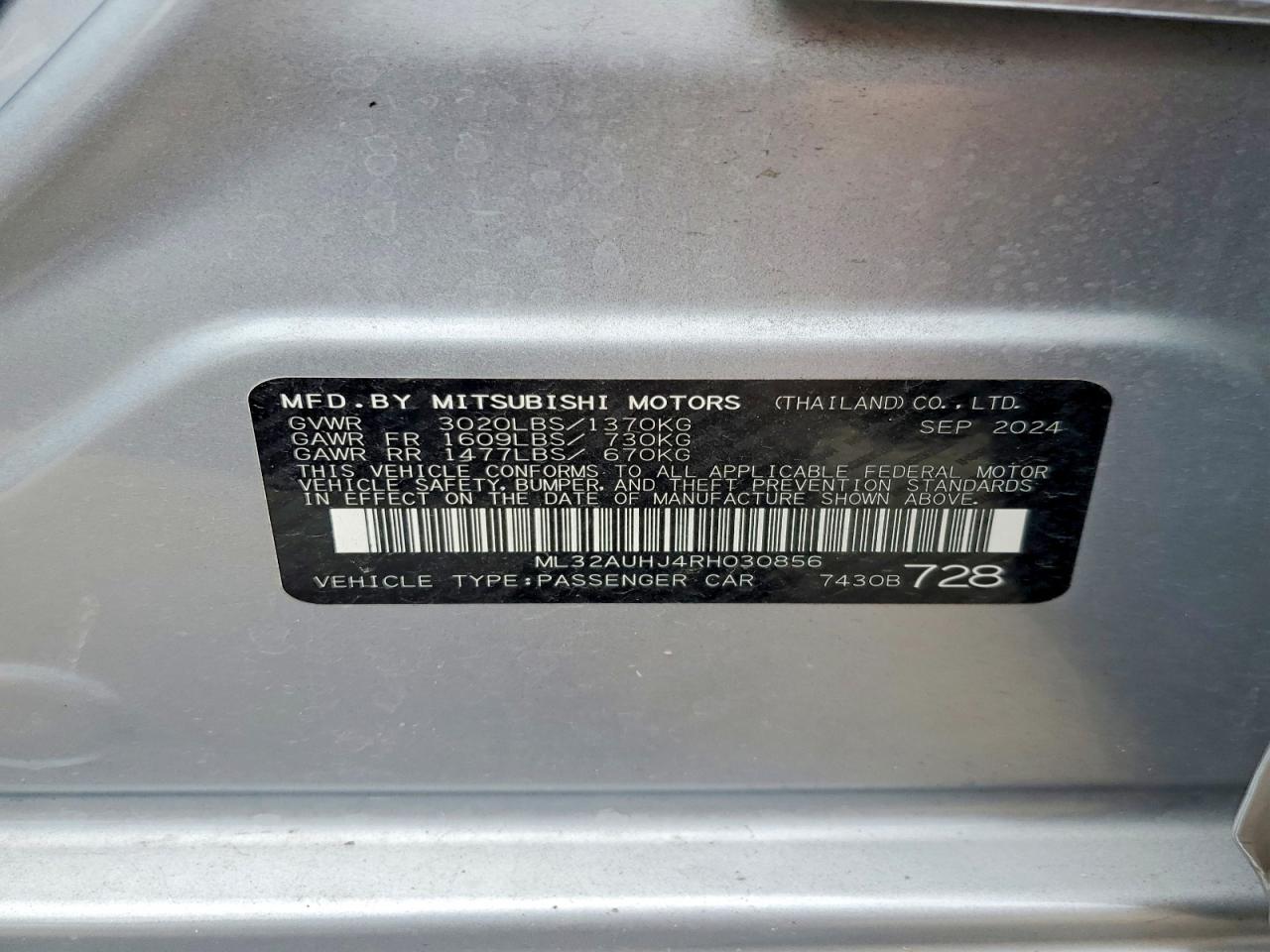 Mitsubishi Mirage Es