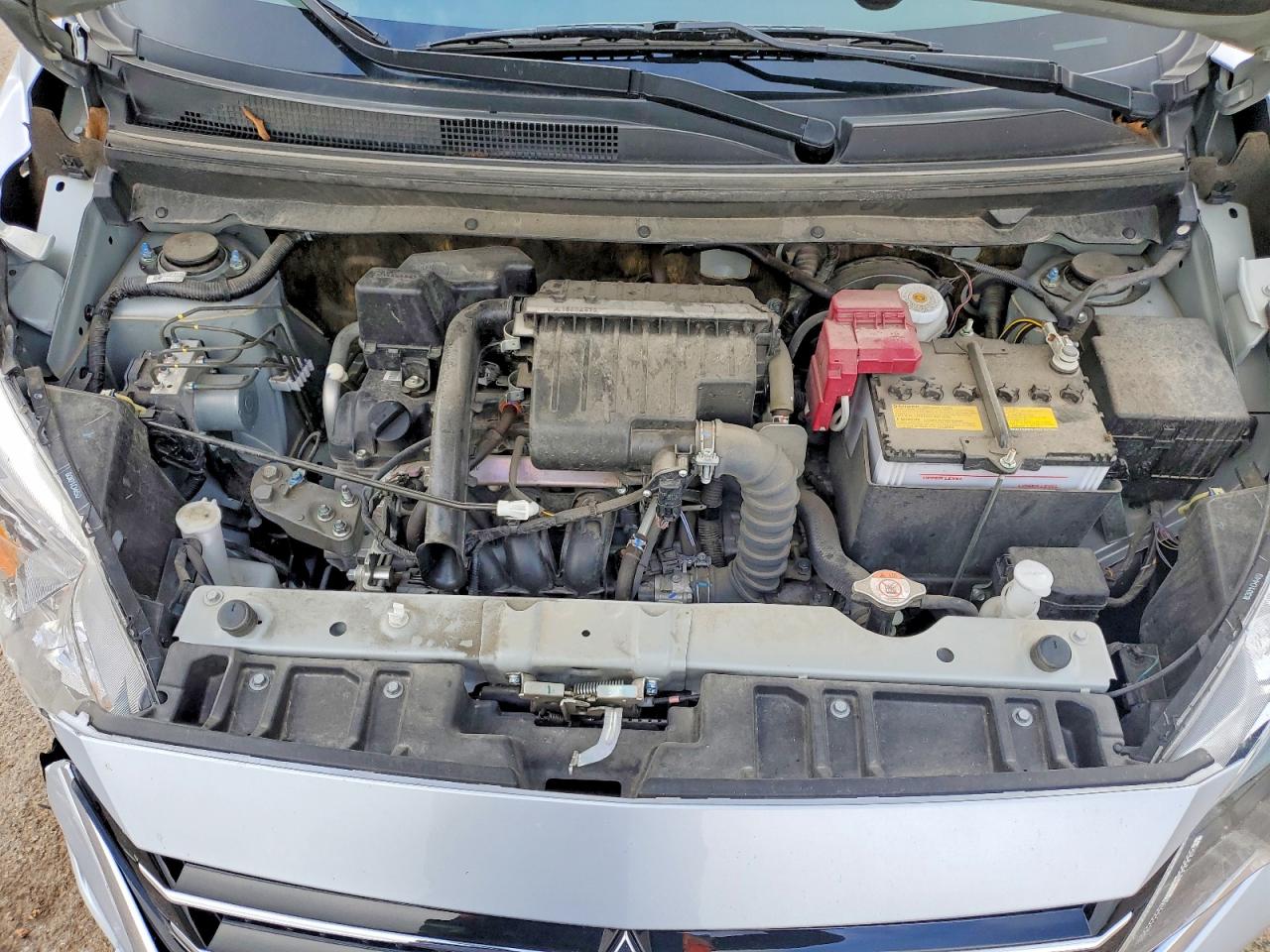 Mitsubishi Mirage Es