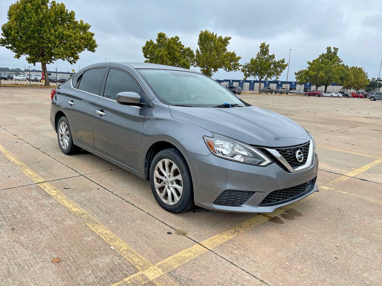 Salvage Nissan Sentra Image