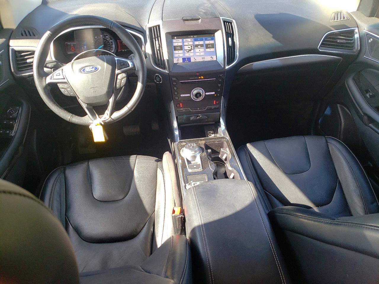 Ford Edge Titanium