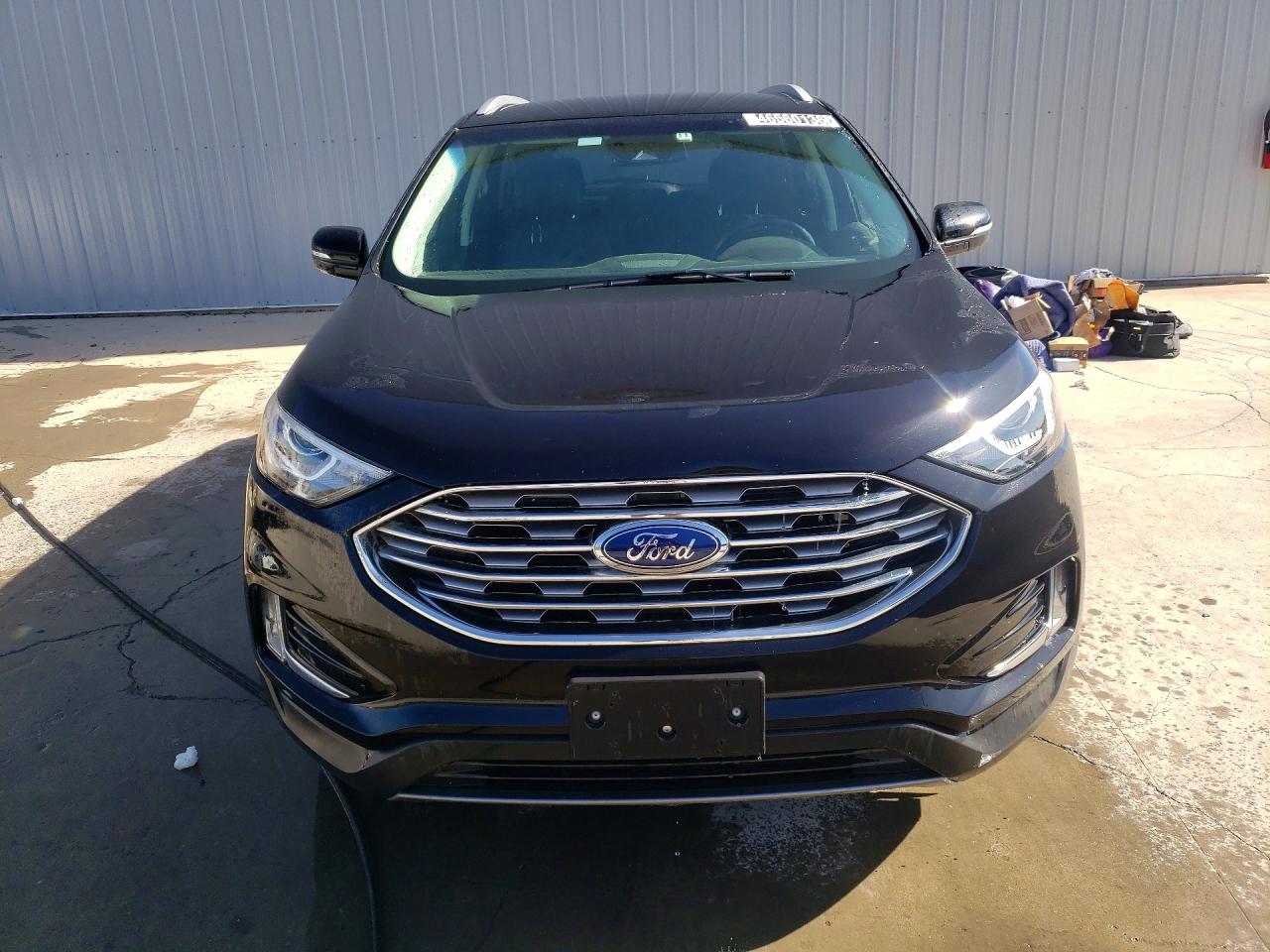Ford Edge Titanium