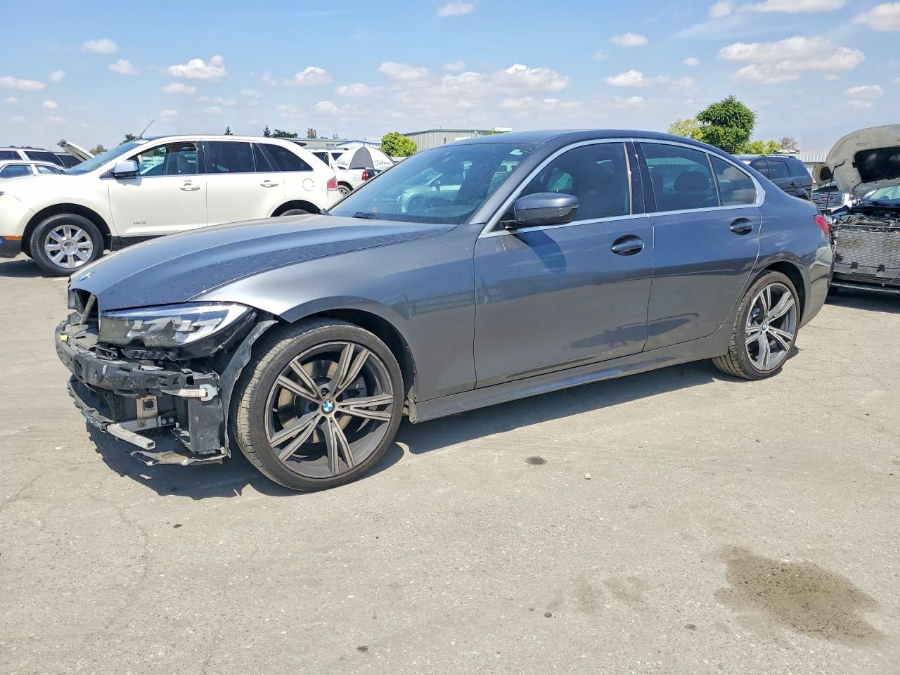 Salvage BMW 3 Series Image