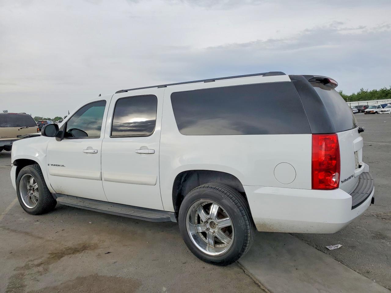 GMC Yukon C1500