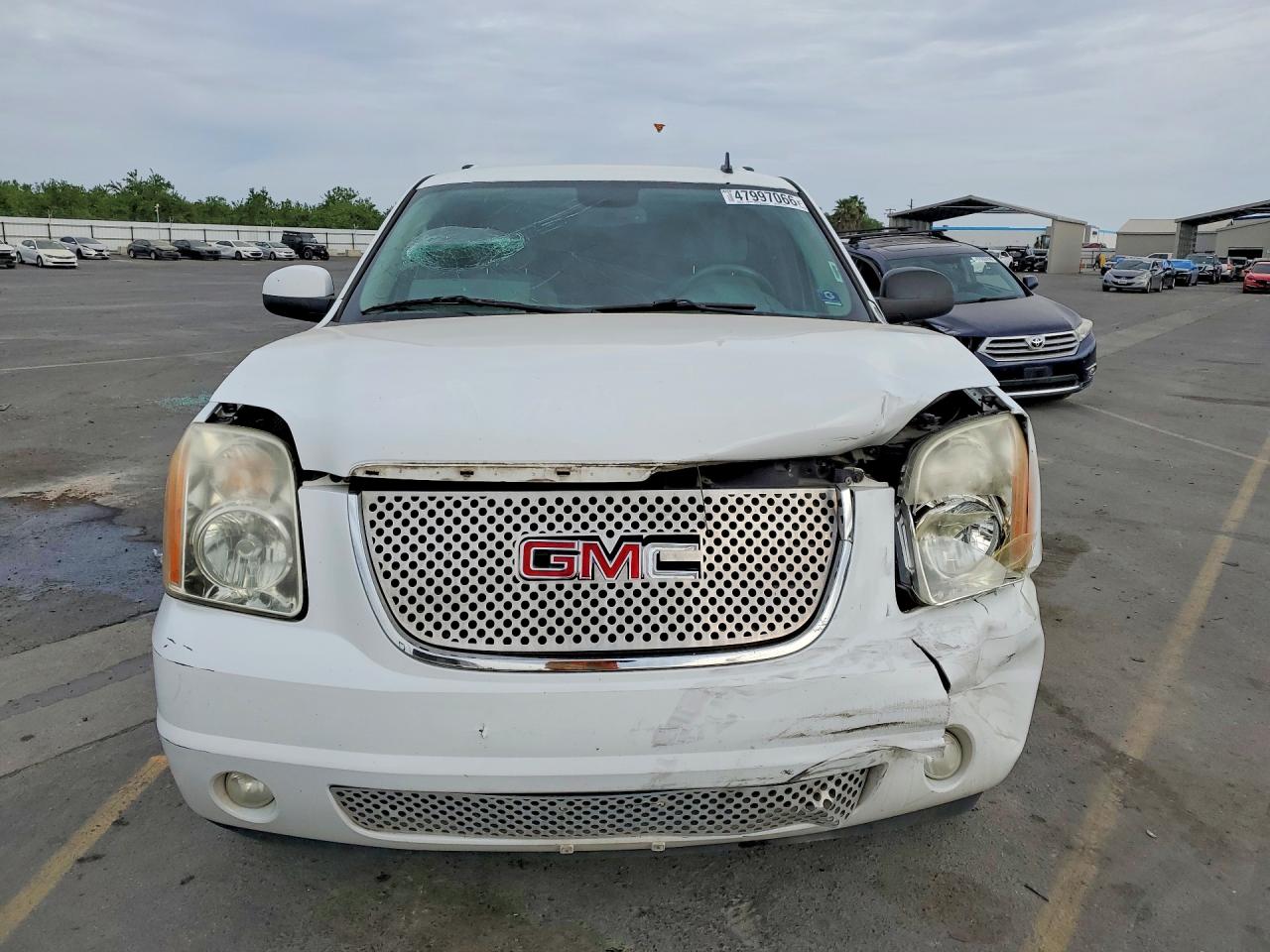 GMC Yukon C1500