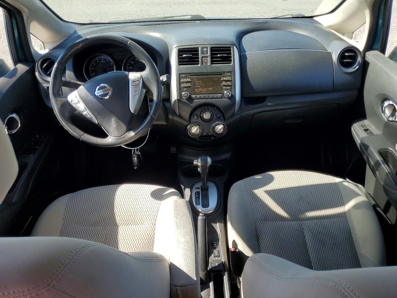 Nissan Versa Sv