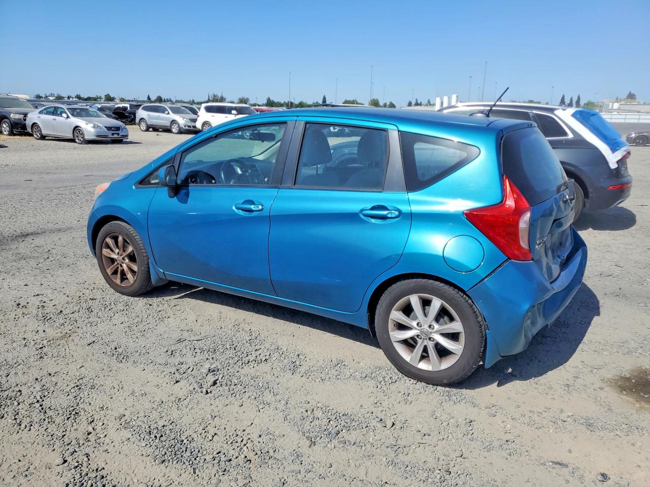 Nissan Versa Sv