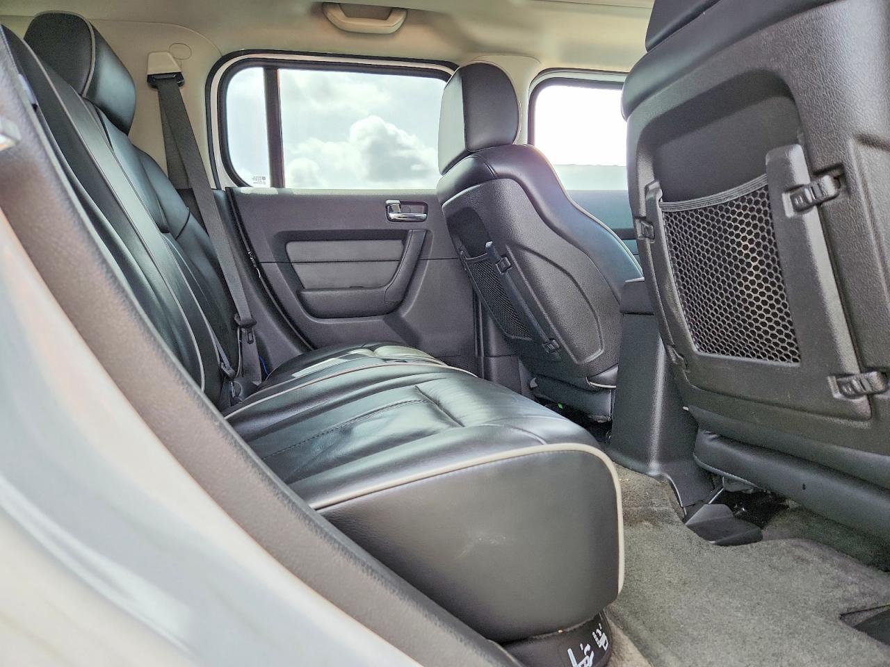 HUMMER H3