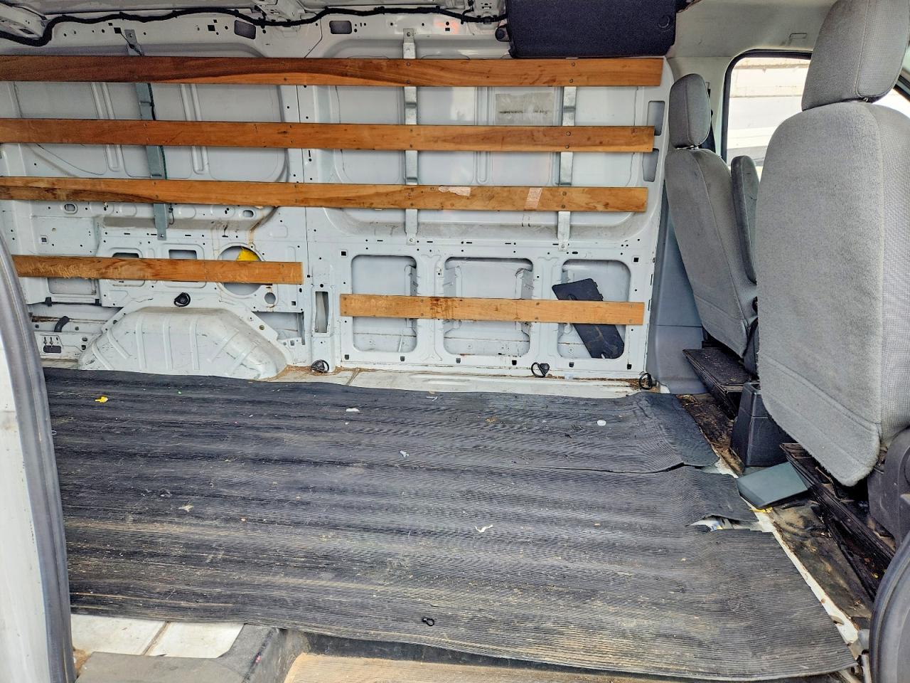 Ford Transit T-250