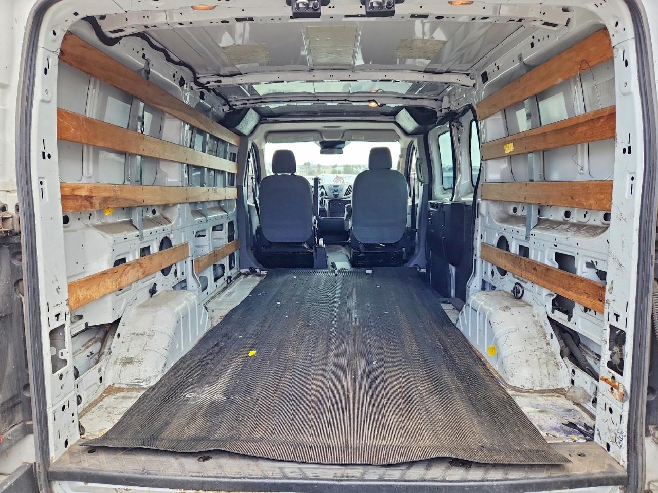 Ford Transit T-250