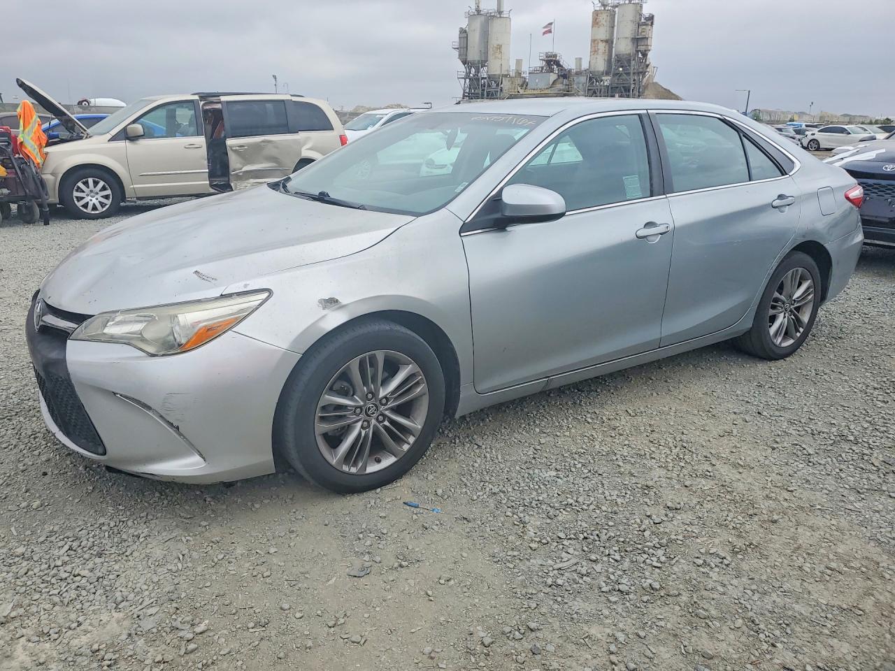 Salvage Toyota Camry Image