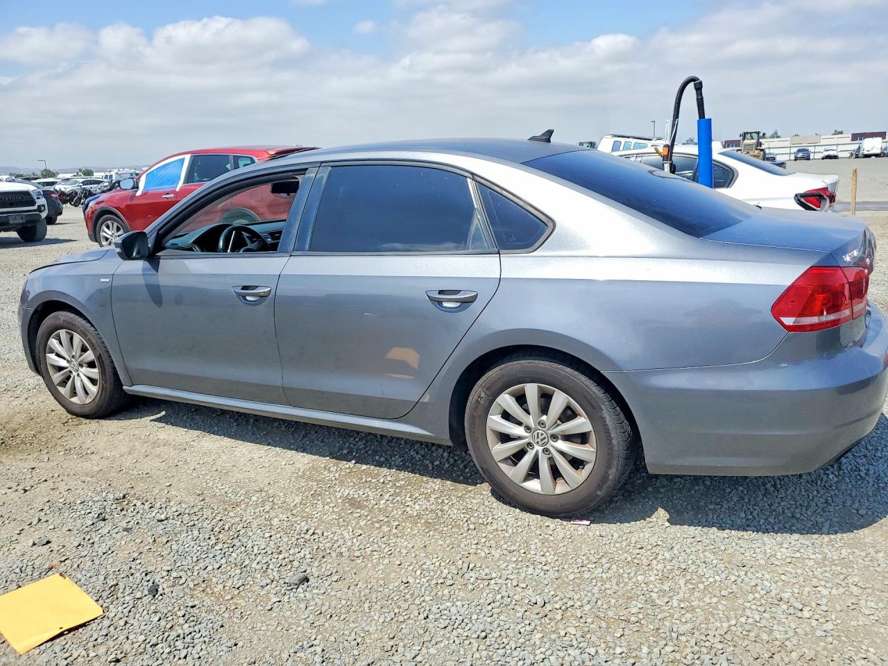 Volkswagen Passat S