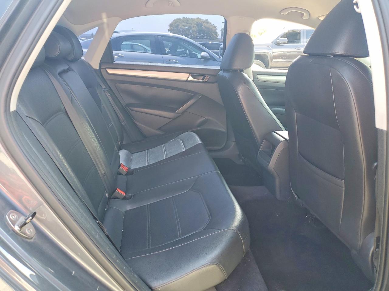 Volkswagen Passat S