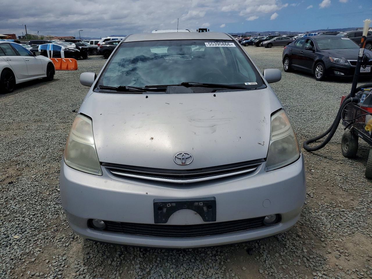 Toyota Prius Base