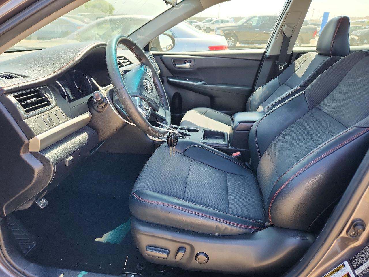Toyota Camry Se
