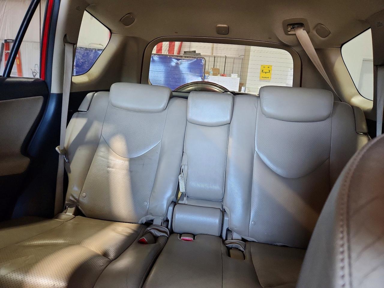 Toyota RAV4 Limited