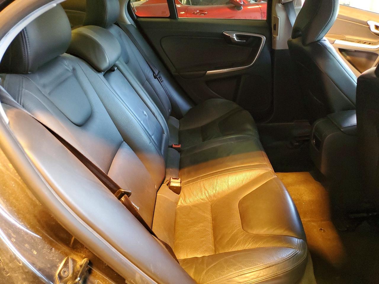 Volvo S60 T5