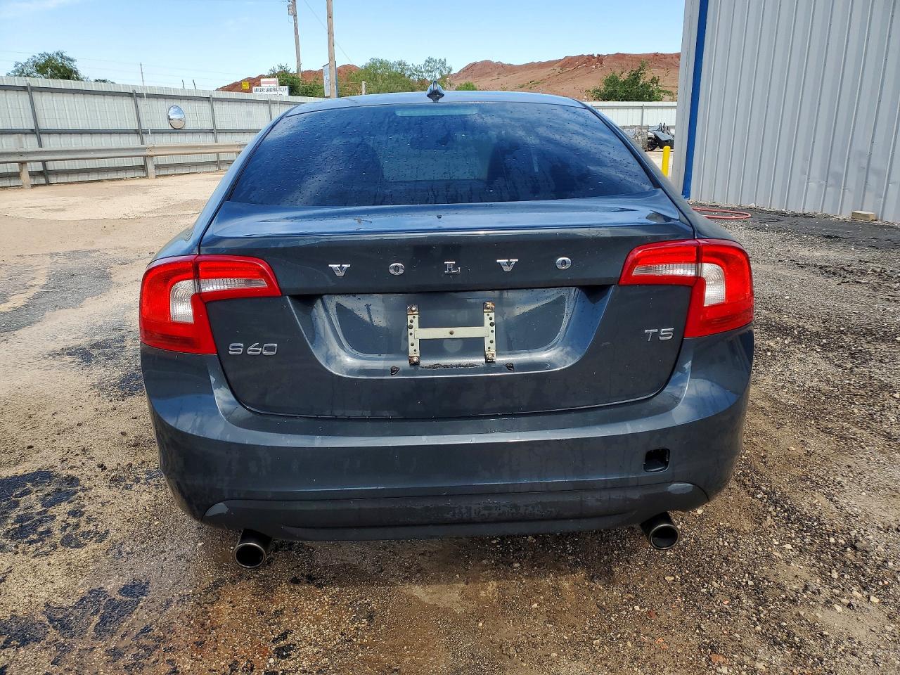 Volvo S60 T5
