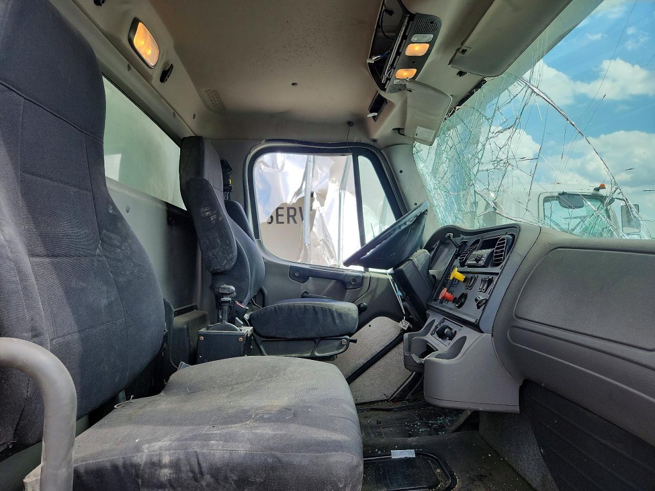 Freightliner M2 106 Medium Duty