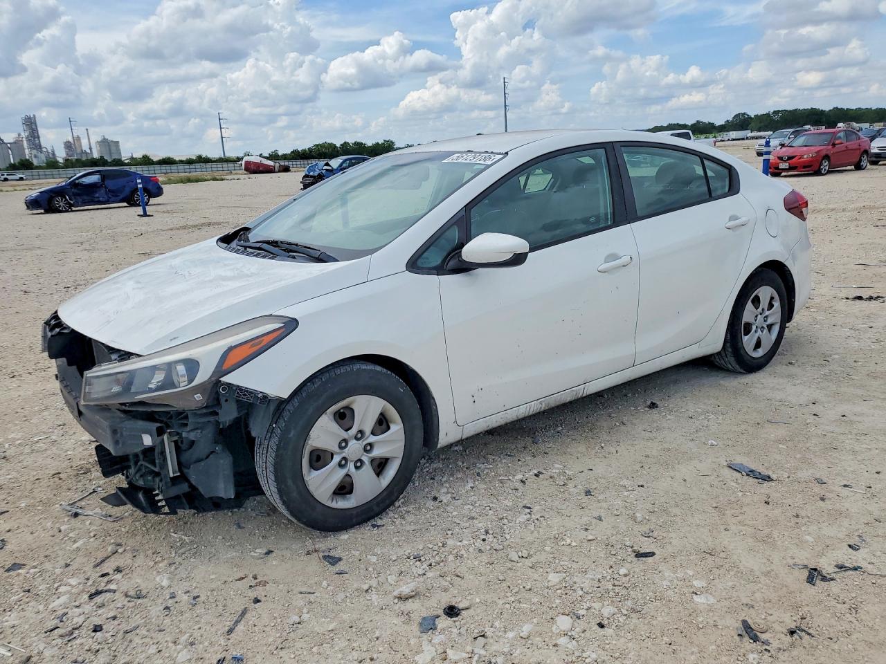 Salvage Kia Forte Image