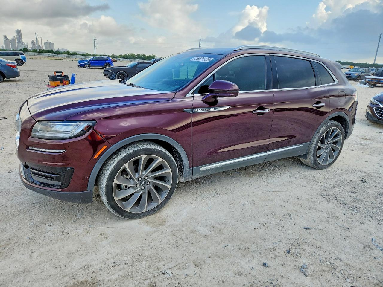 Salvage Lincoln Nautilus Image