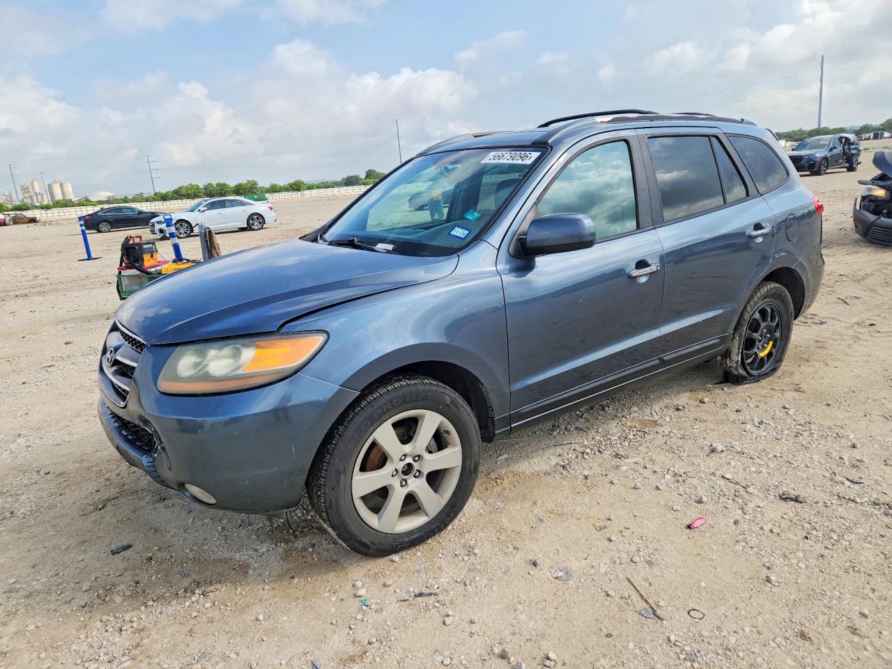 Salvage Hyundai SANTA FE Image