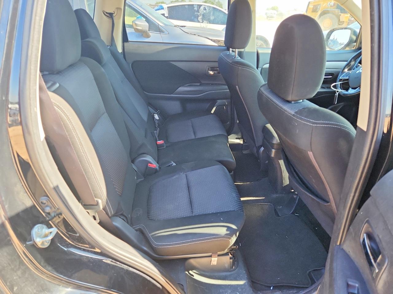 Mitsubishi Outlander Se