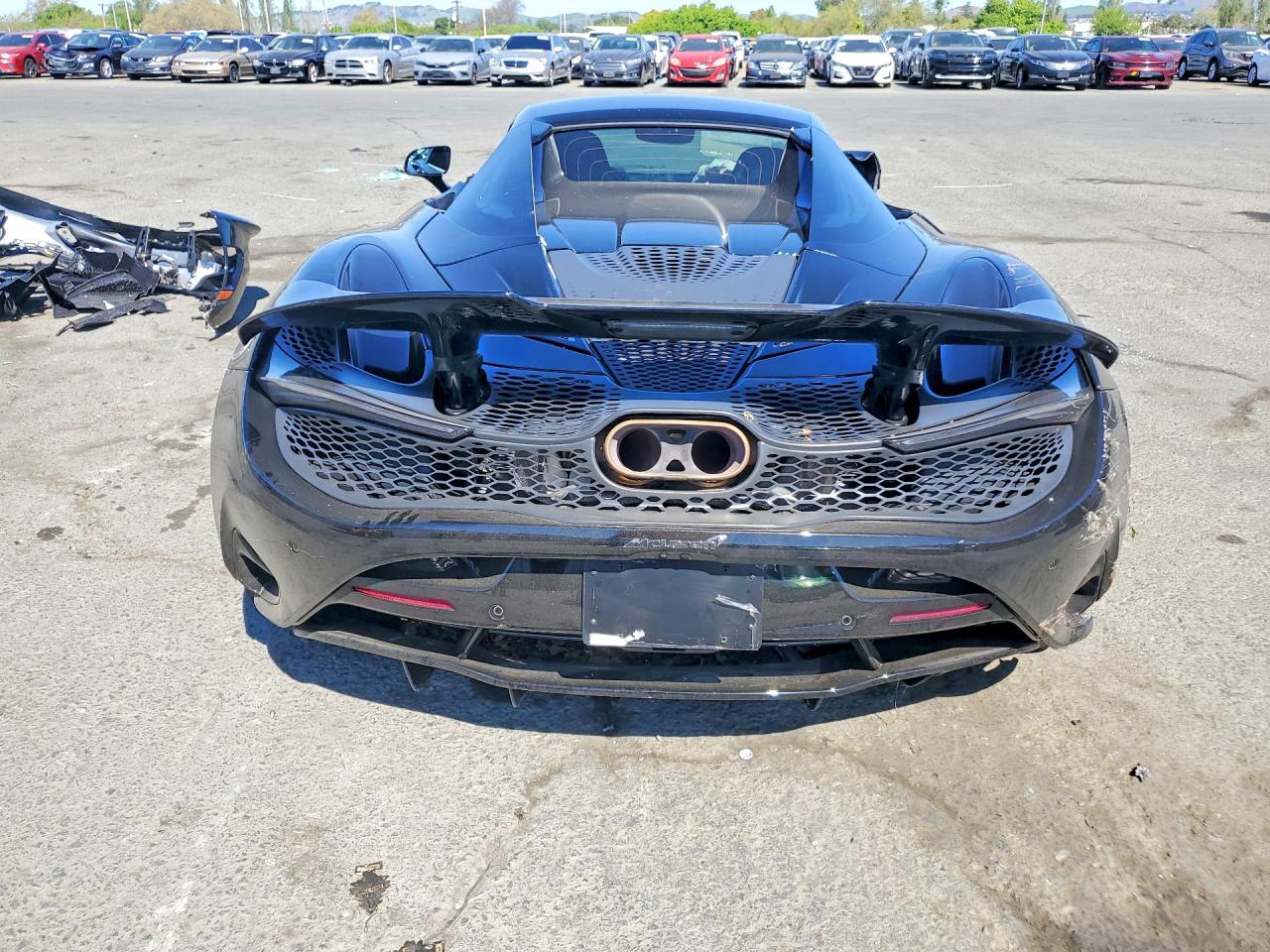 McLaren 750s