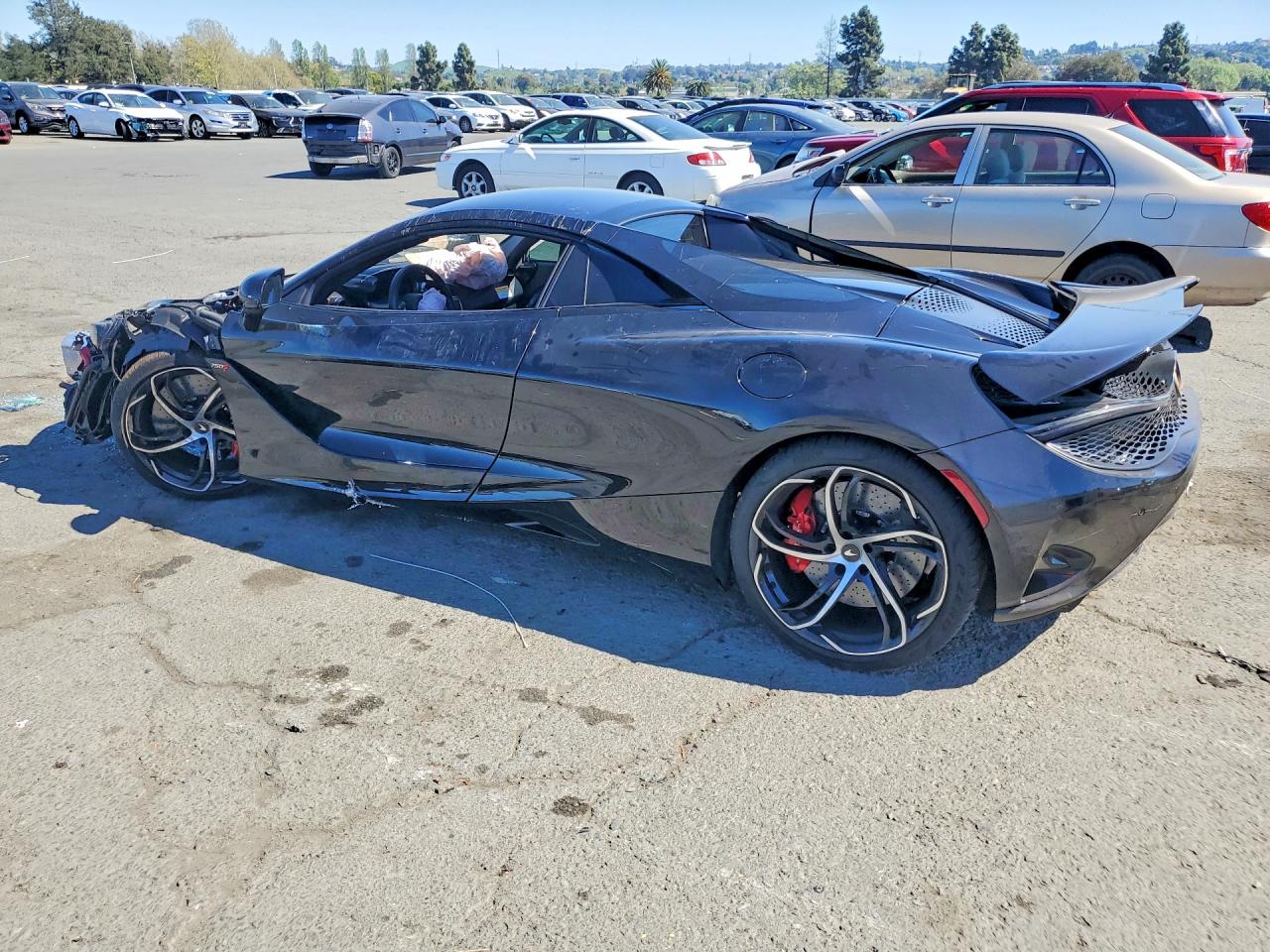 McLaren 750s