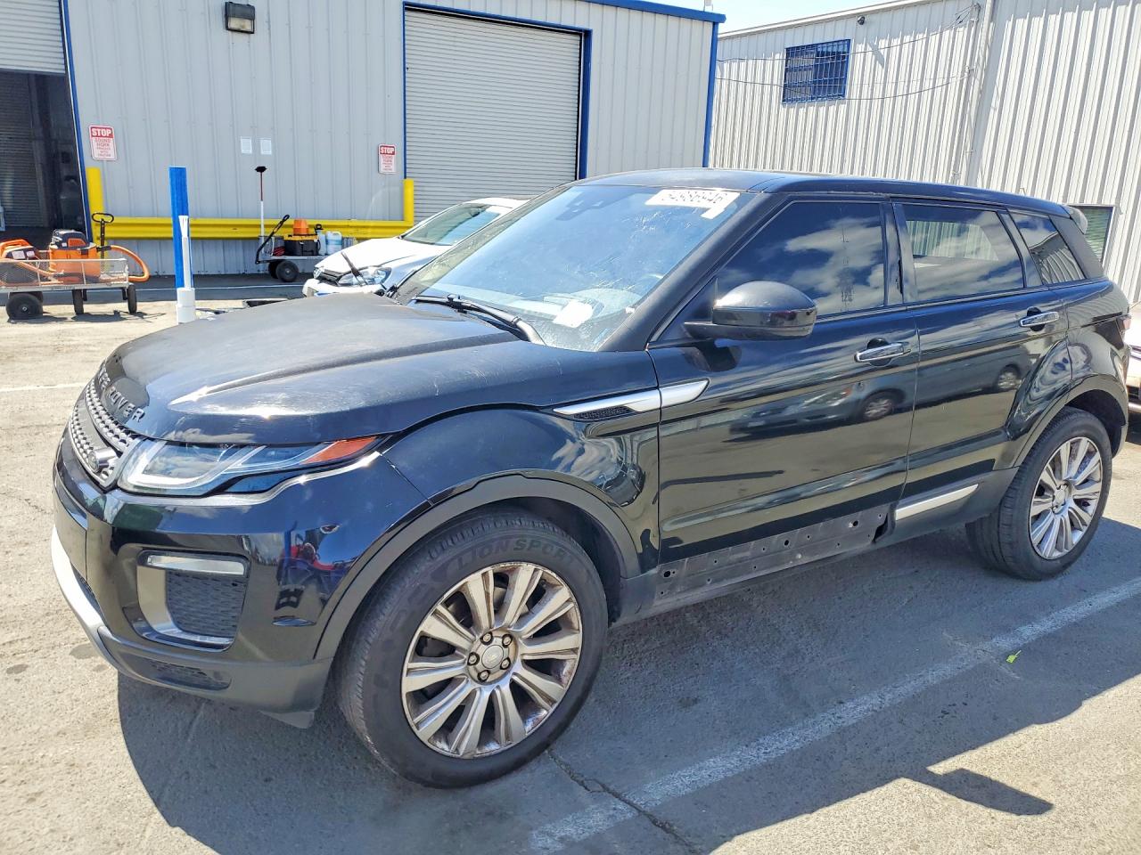 Salvage Land Rover Range Rover Image